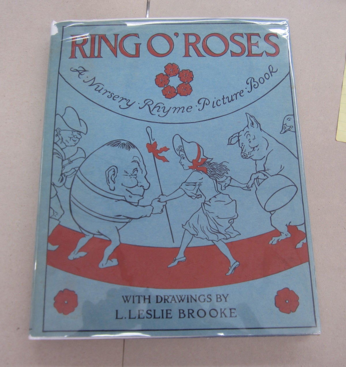 A Ring O' Roses and Other Rhymes: Buy A Ring O' Roses and Other Rhymes by  Aggarwal Lata at Low Price in India | Flipkart.com