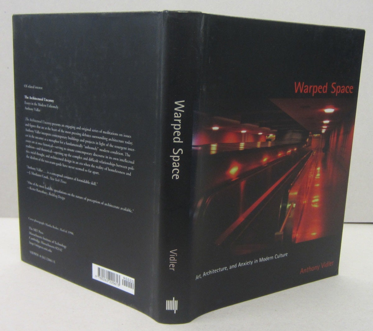 Warped Space; Art, Architecture, and Anxiety in Modern Culture