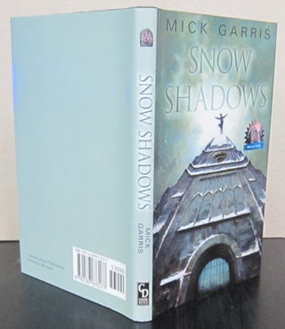 Item #71714 Snow Shadows. Mick Garris