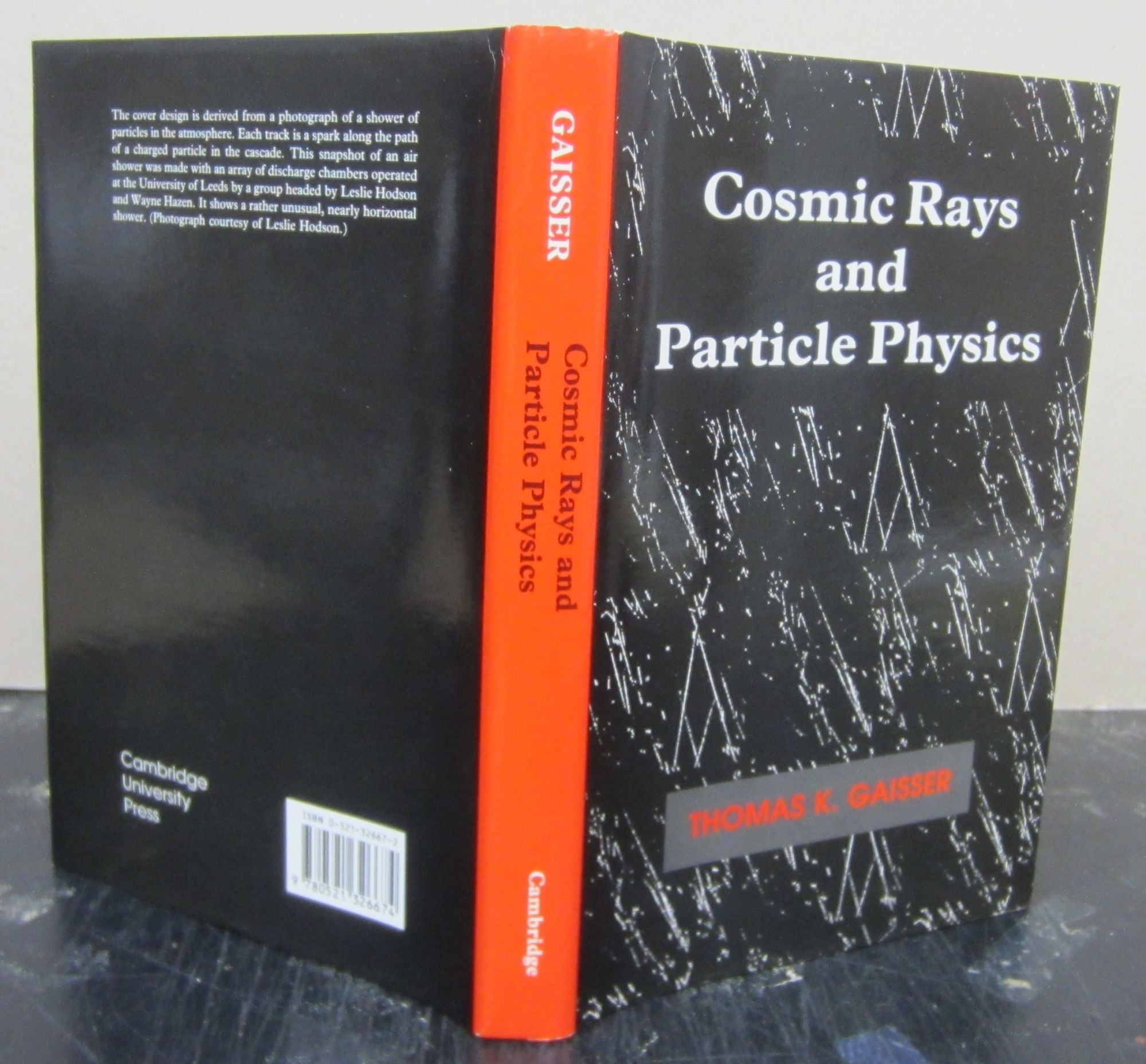 Cosmic Rays and Particle Physics | Thomas K. Gaisser | Book club edition